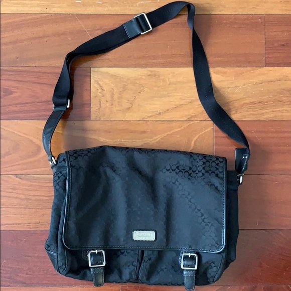Black Coach messenger bag - Picture 1 of 6